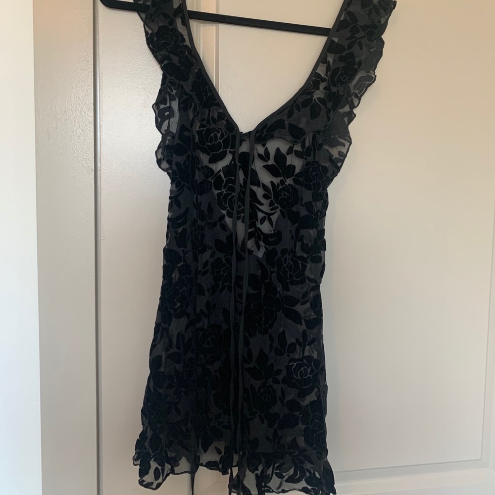 Lioness Black Lace Dress in size US 0 / AU 4 / XXS